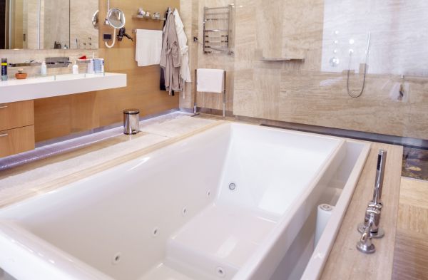 Cost of Tub Repair Service in Livonia