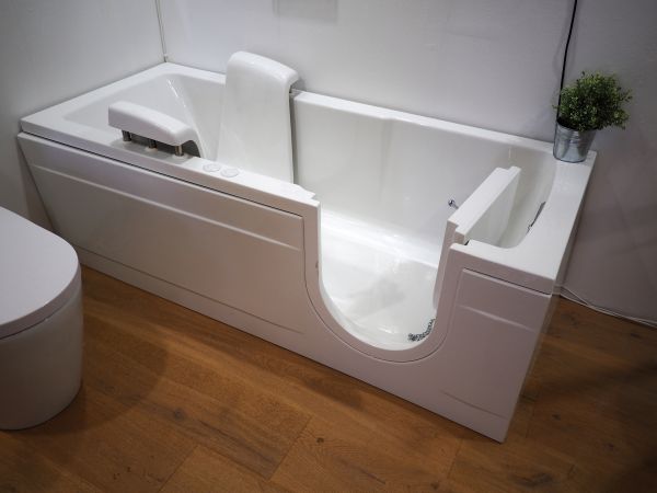 Cost of Walk In Tub Repair in Livonia