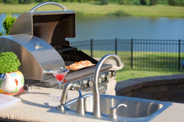 Cost of Outdoor Kitchen Plumbing in Livonia