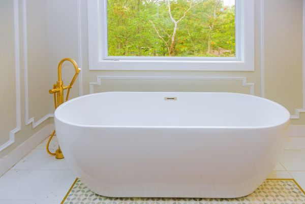 Cost of Bathtub Plumbing Repair in Livonia