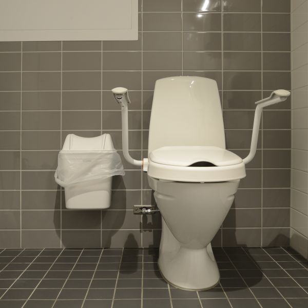 Cost of Commercial Toilet Repair in Livonia